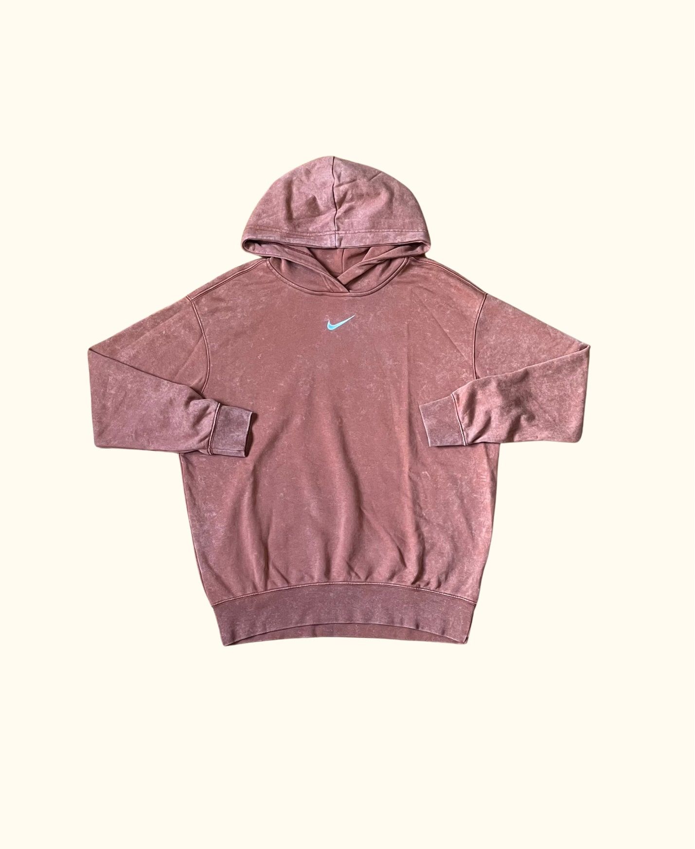 https://canallavintage.es/producto/sudadera-capucha-tie-dye-nike-vintage-2000s/