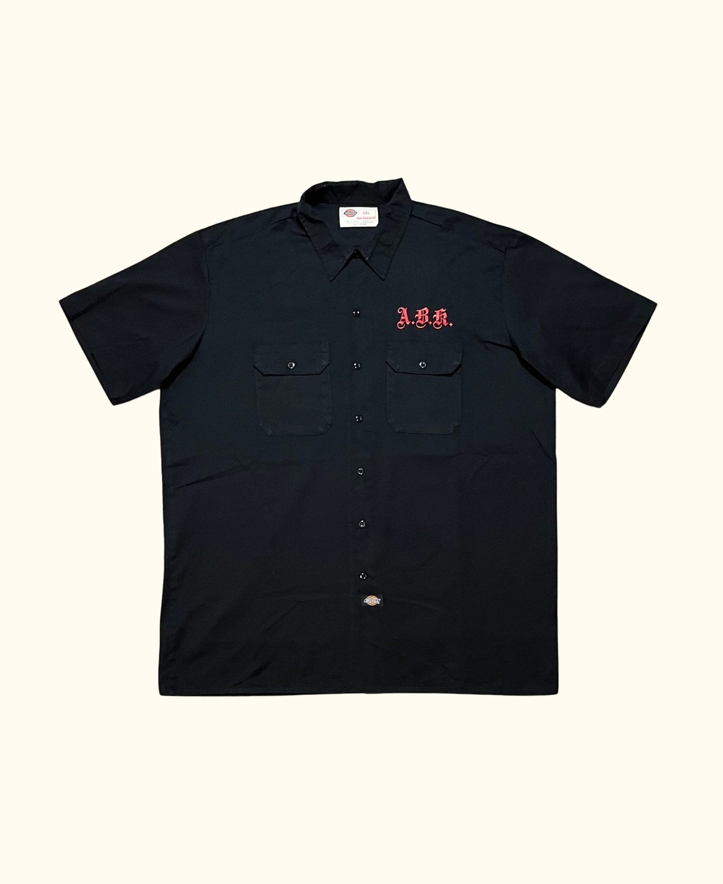 https://canallavintage.es/producto/camisa-manga-corta-bolsillos-workwear-dickies-vintage-2000s/