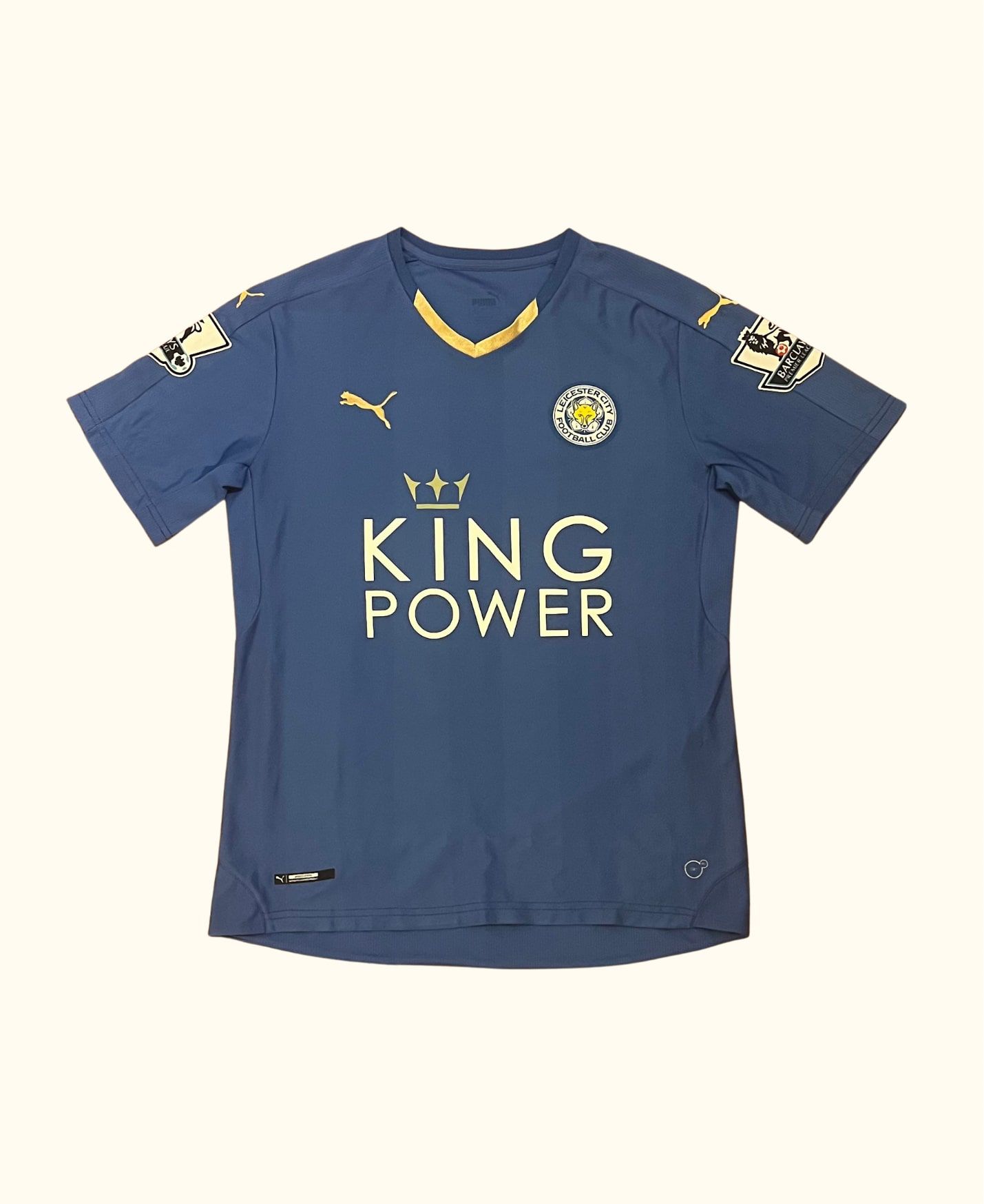 https://canallavintage.es/producto/camisa-futbol-retro-puma-leicester-city-mahrez-vintage-2015-16/