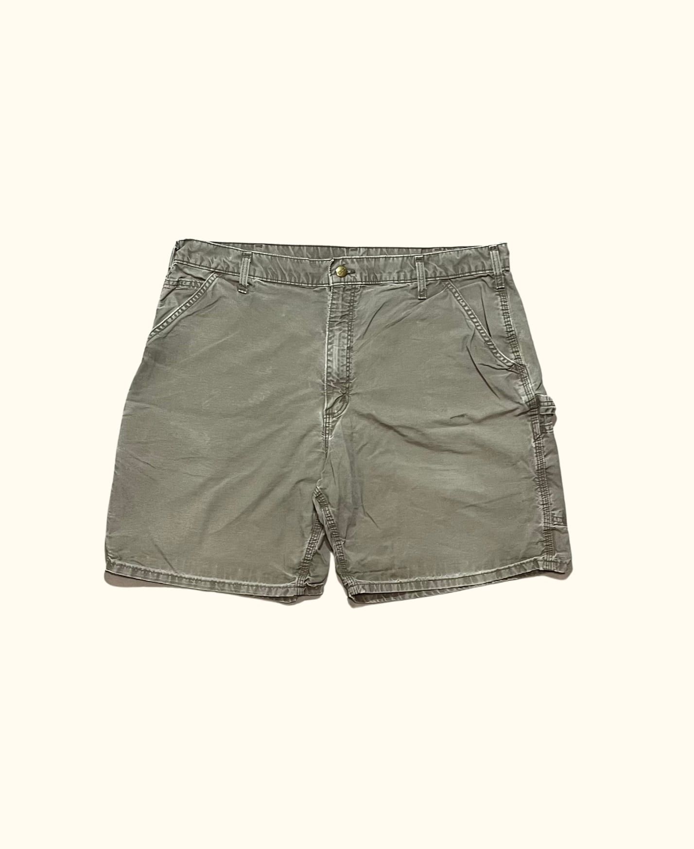 https://canallavintage.es/producto/pantalon-corto-bermudas-canvas-cargo-carpenter-carhartt-vintage-2000s/