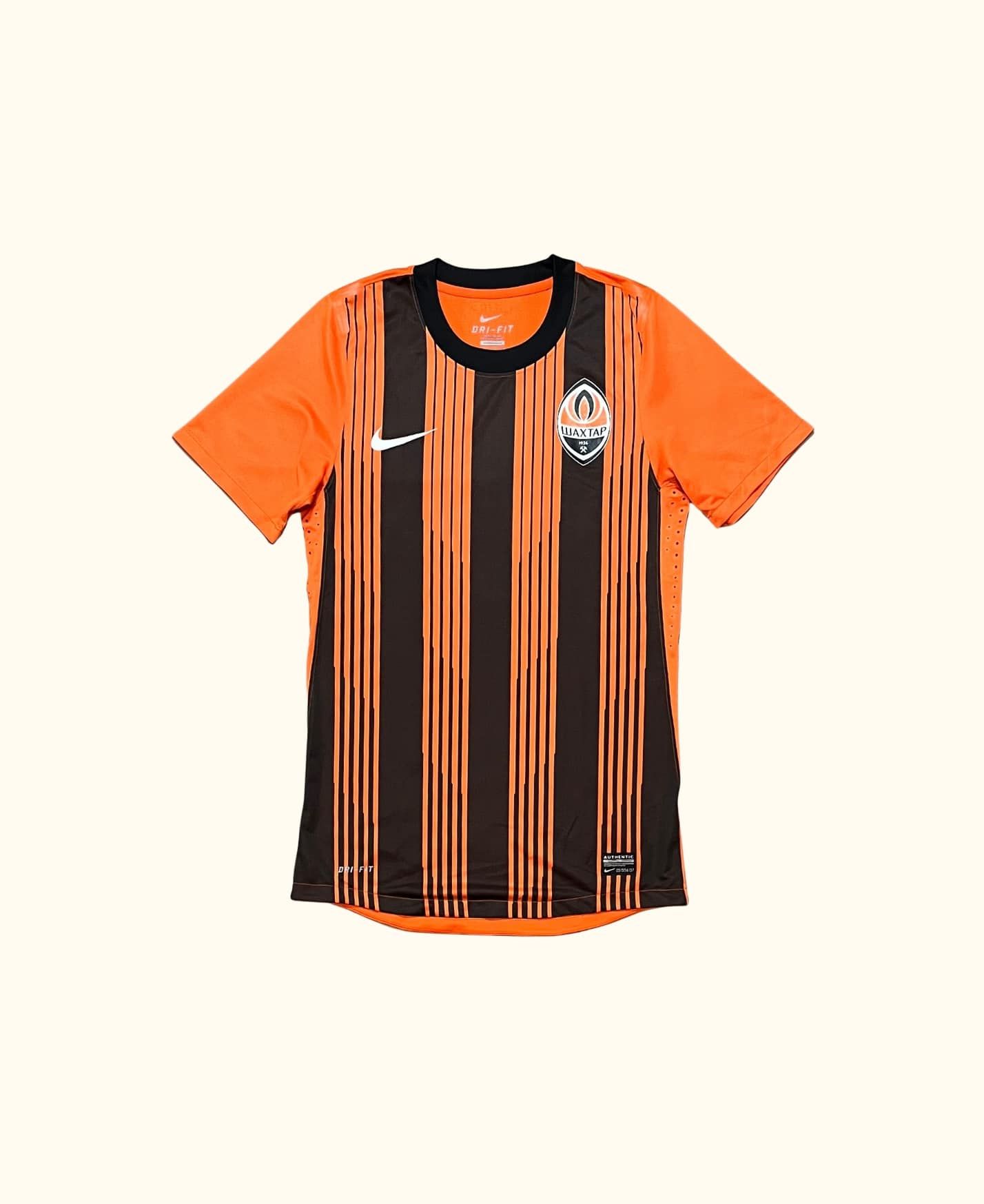 https://canallavintage.es/producto/camiseta-futbol-retro-nike-shakhtar-donetsk-2011-12/
