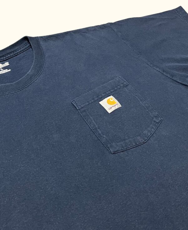 Camiseta manga corta bolsillo Carhartt vintage streetwear 2000s - Imagen 2