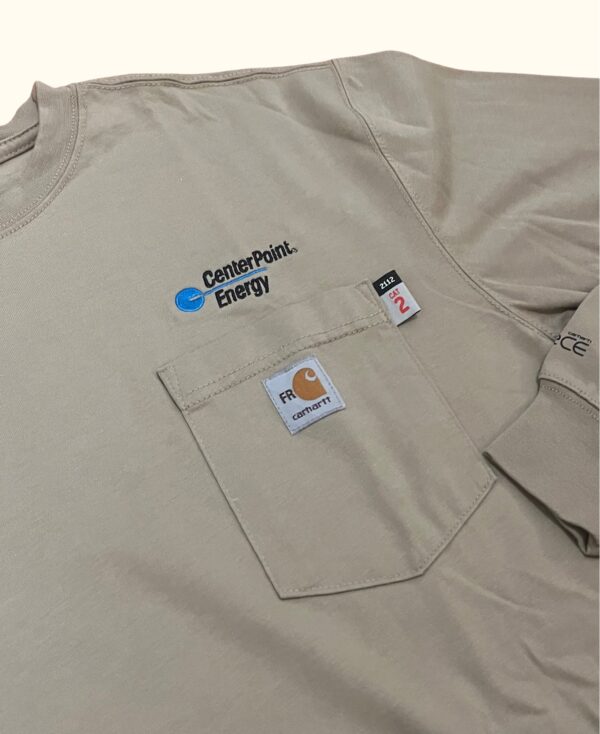 Camiseta manga larga bolsillo beige Carhartt FR vintage 2000s - Imagen 2